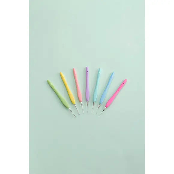 Clover Amour Crochet Hooks - Set of 7