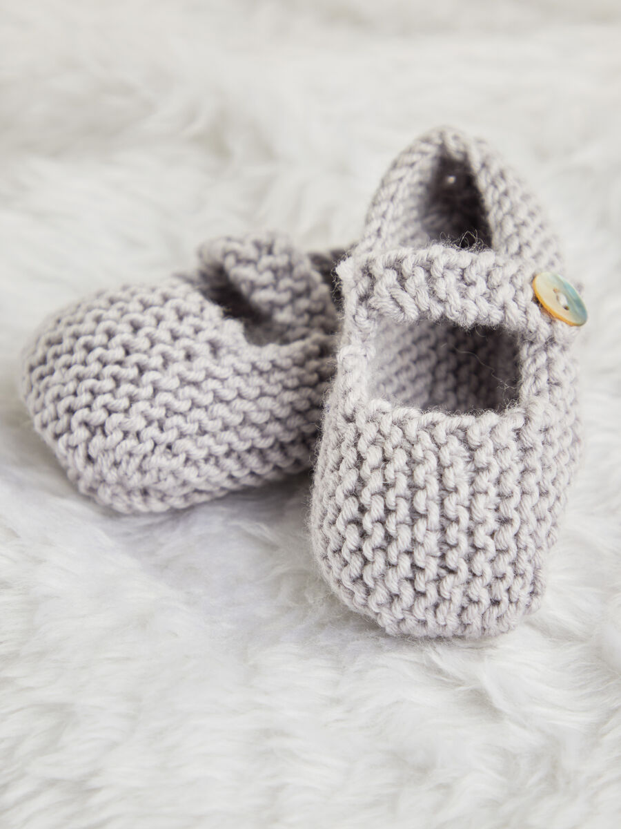 Snuggly Favourites - Sirdar 563