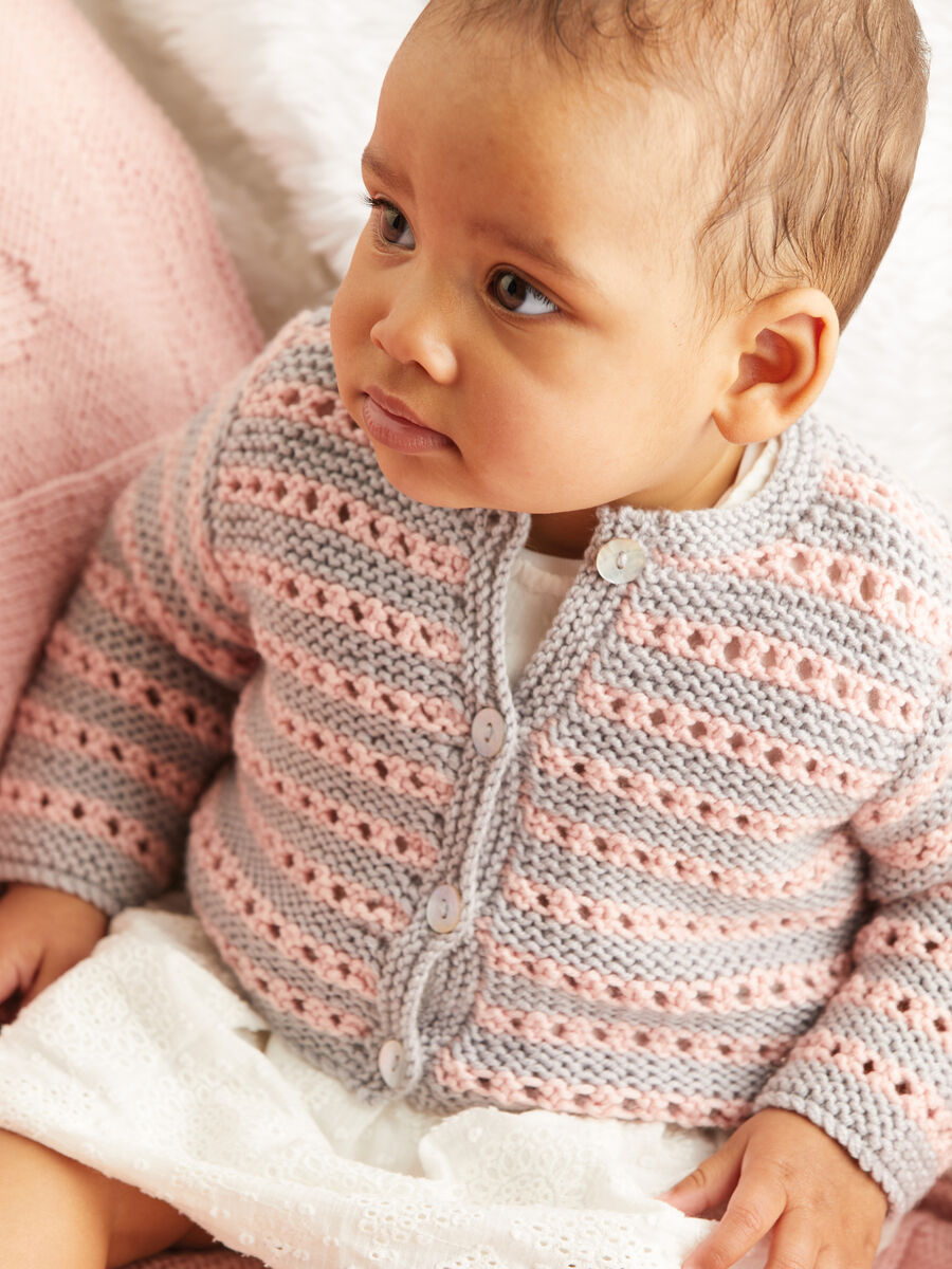 Snuggly Favourites - Sirdar 563
