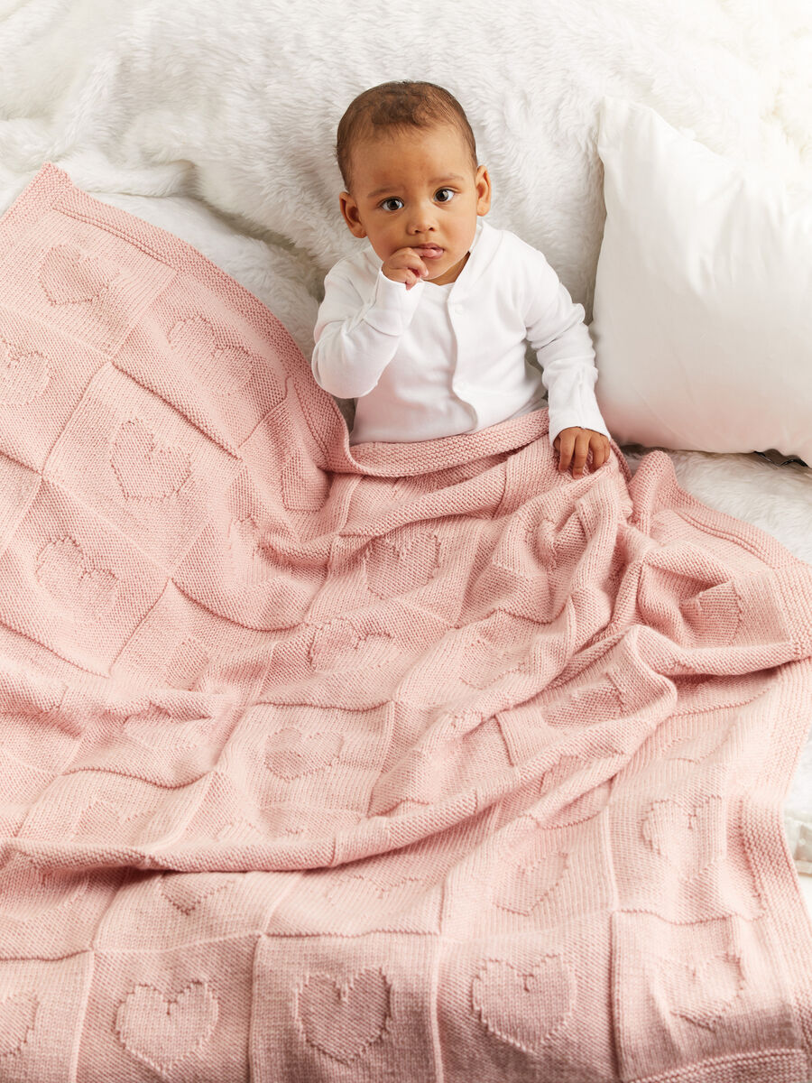 Snuggly Favourites - Sirdar 563