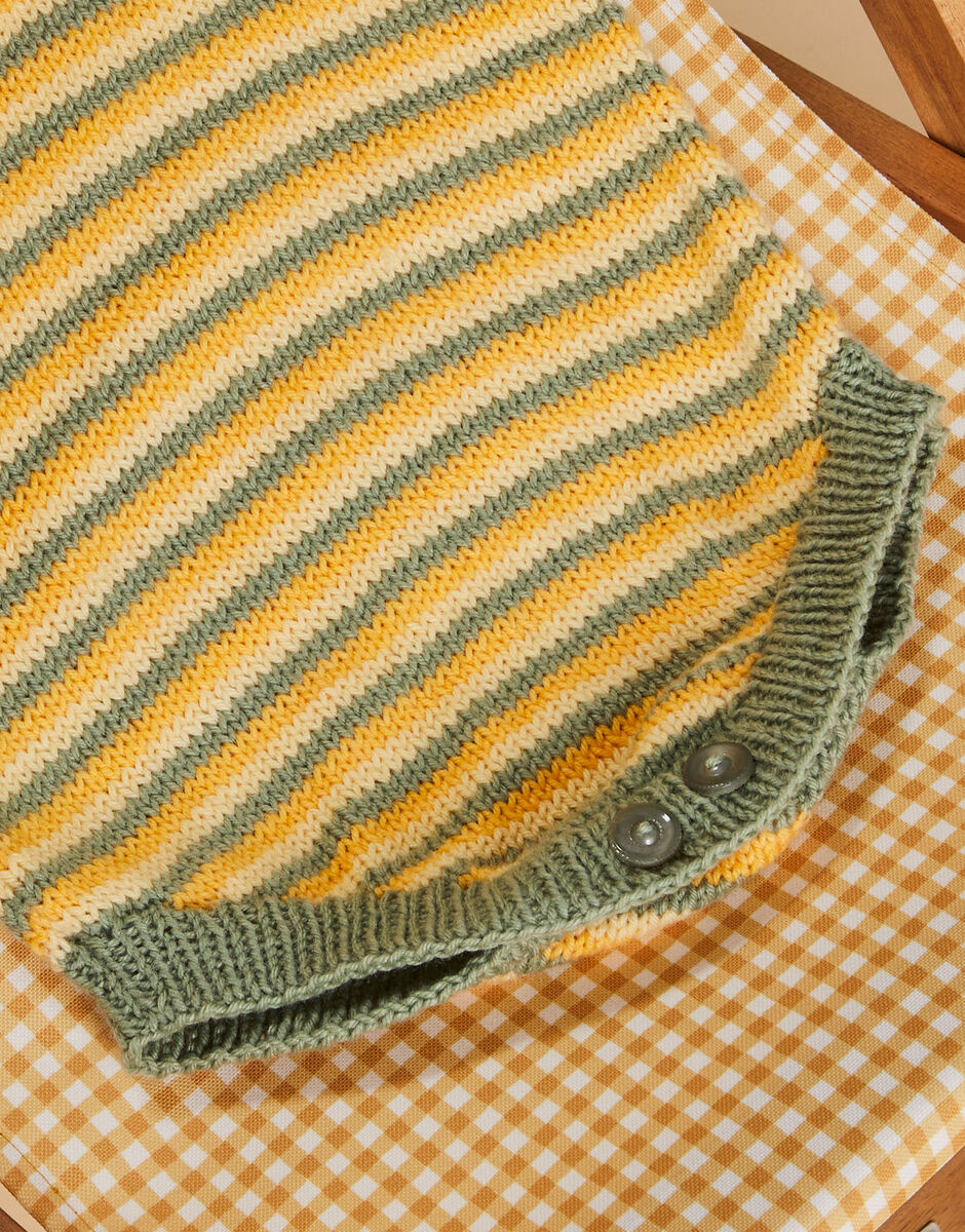 Sandcastle Romper in Snuggly DK - Sirdar 5505
