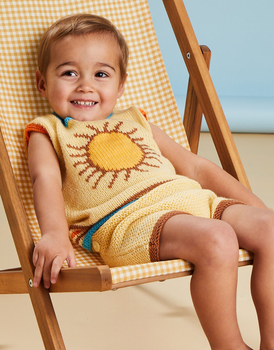 Summer Days Shorts Set in Snuggly DK - Sirdar 5500