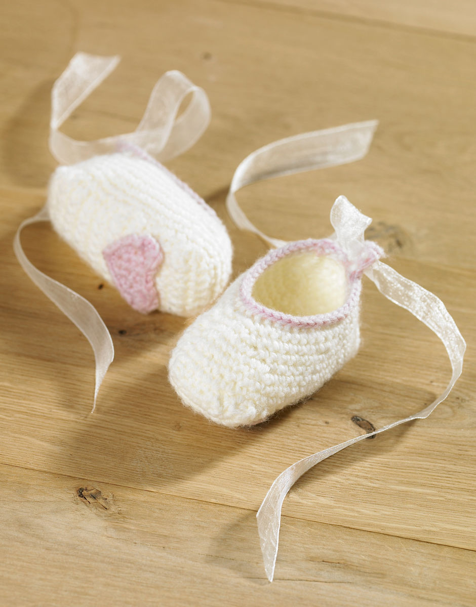 Babies in Crochet Book 411 - Sirdar