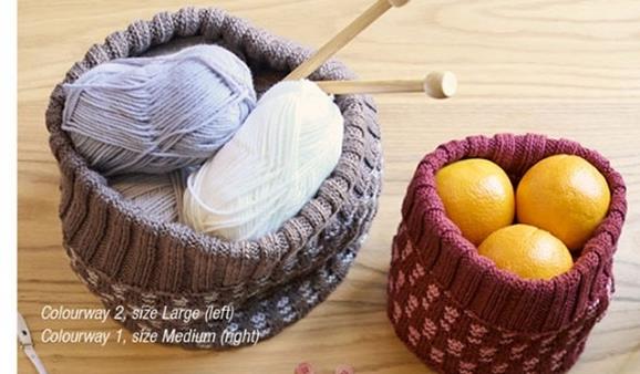Big Book of Small Knit Projects - Patons 1322