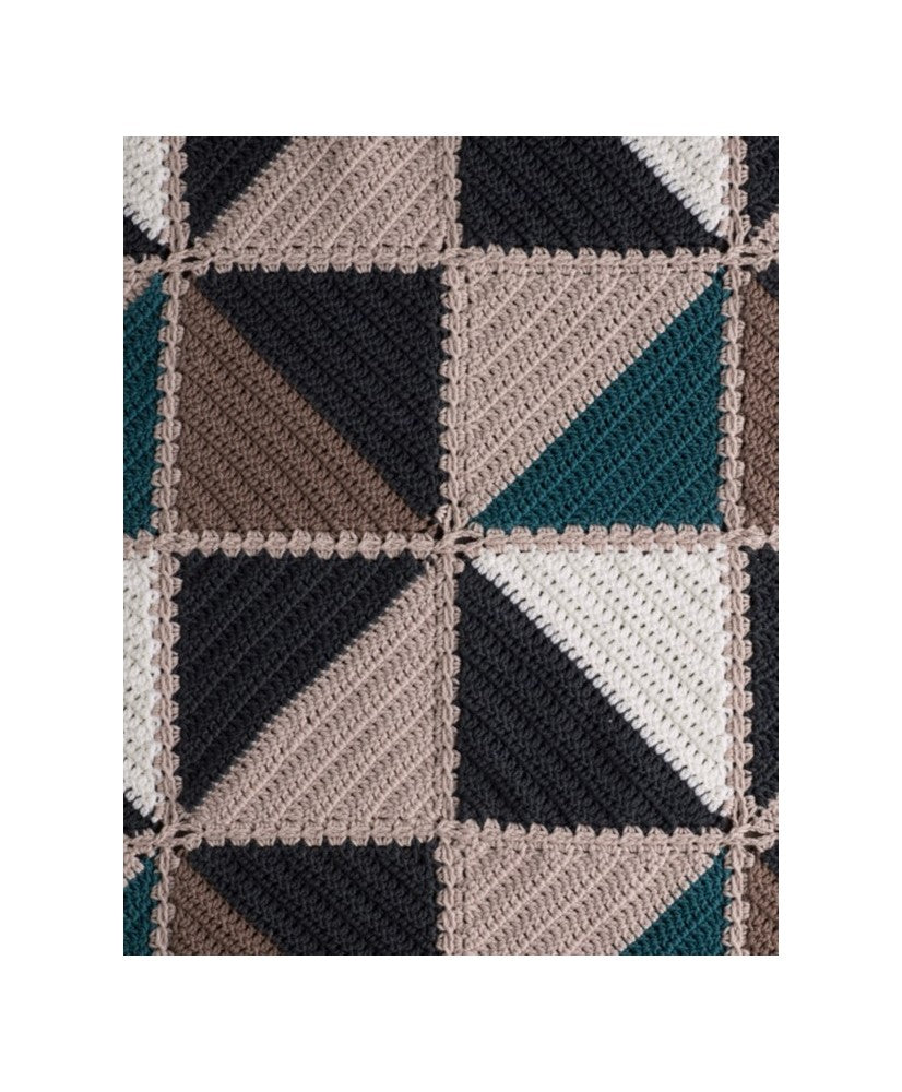 Baby's Triangle Rug - Superfine Merino 440