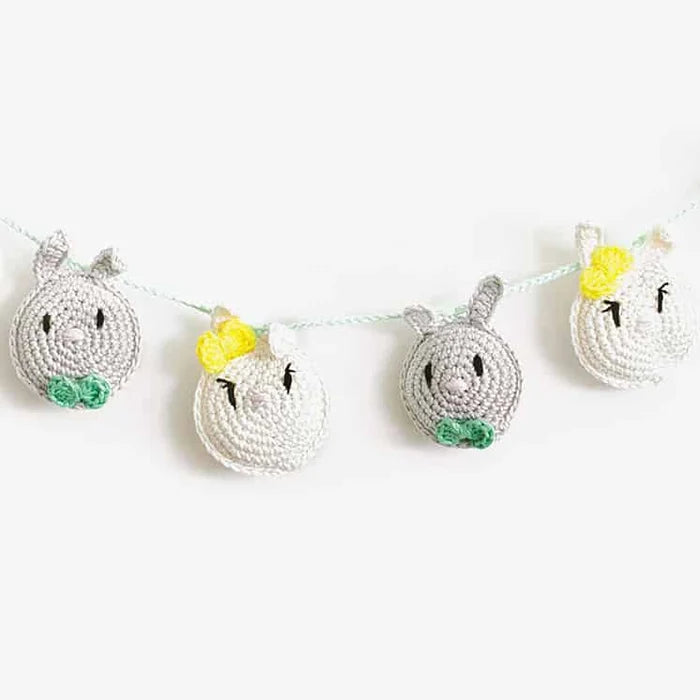 Happy Cotton Book 4 Seasonal Bunting - DMC