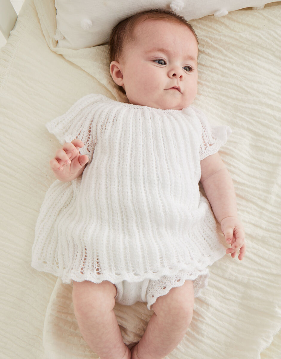 Scallop Pattern Dress & Pants in Snuggly 2 ply - Sirdar 5521
