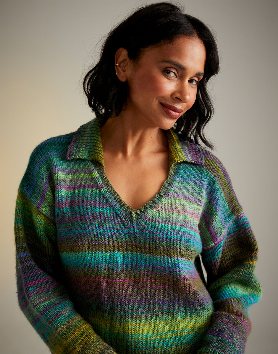 Midnight Garden Sweater in Jewelspun - Sirdar 10718